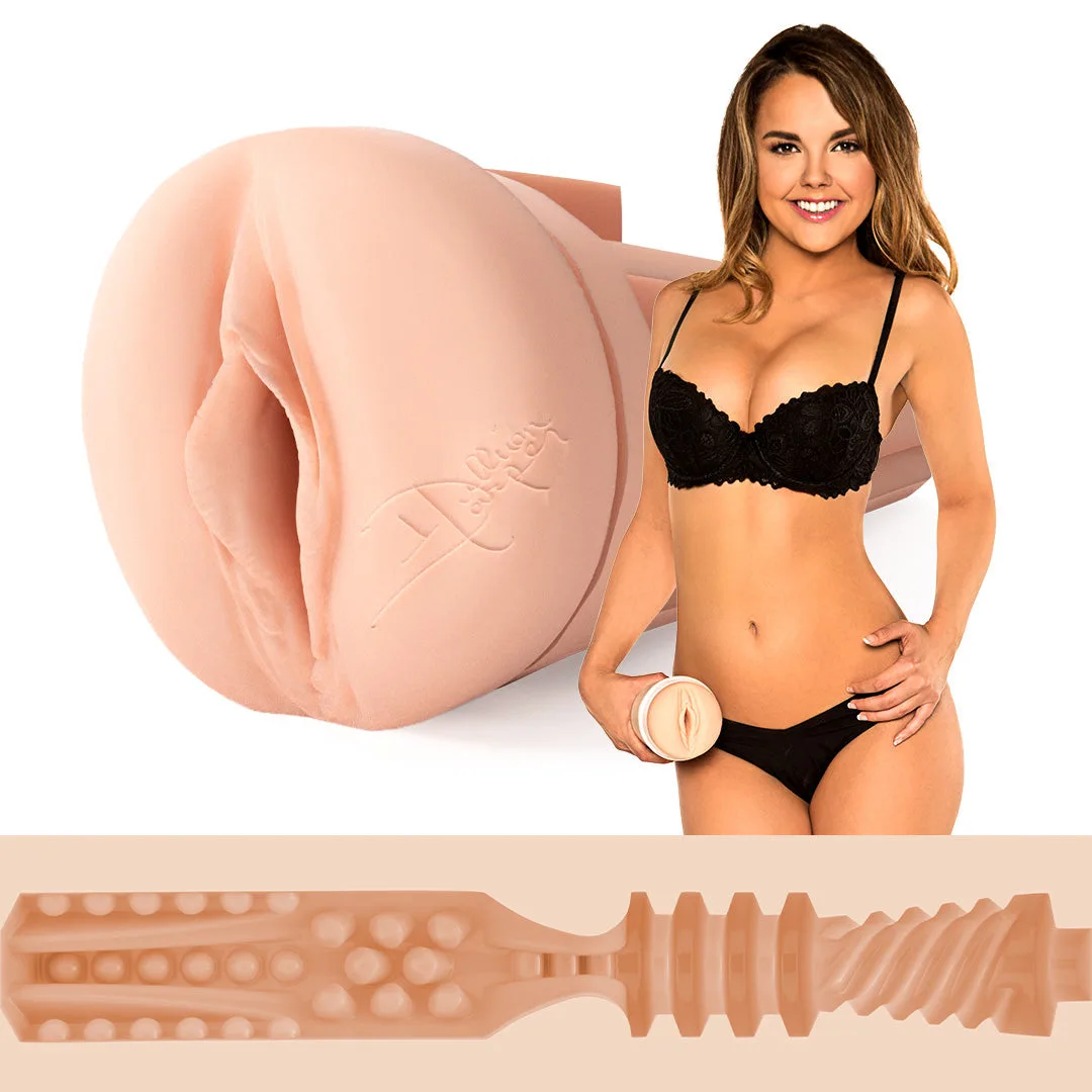 Gaine Fleshlight Dillion Harper Crush avec ouverture Lady et coupe interne